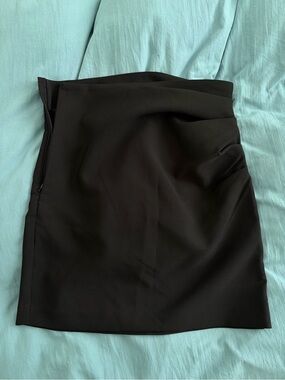 Classic Black Women's Cinched Pencil Skirt